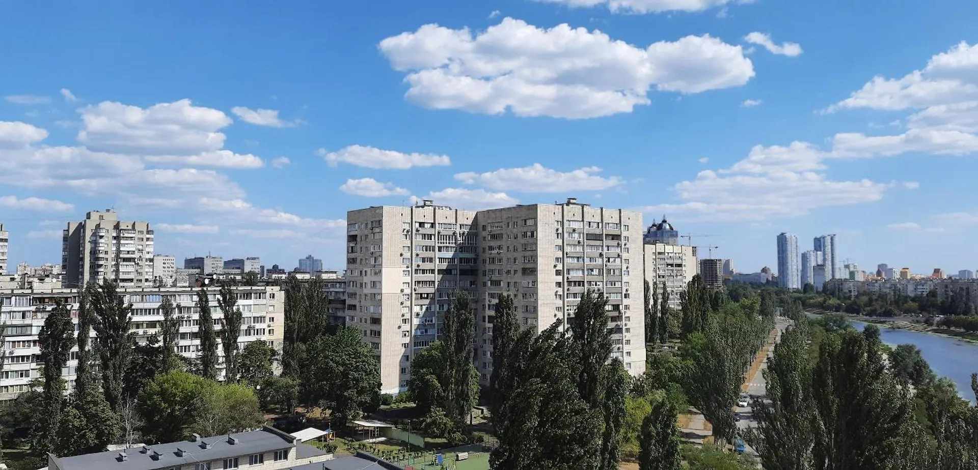 Квартири Біля Метро Лівобережна Та Дарниця キエフ